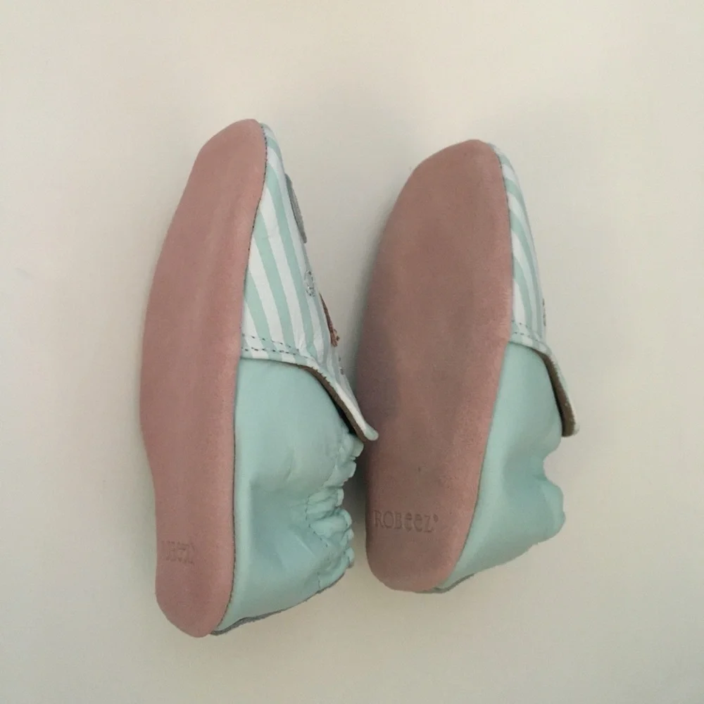 Robeez Soft Soles Baby Shoes in Mint Stripe with Seahorse & Coral 18-24M
